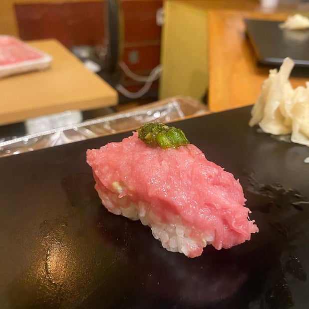 Images Tanoshi Sushi Sake Bar