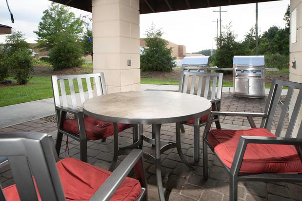 Images Staybridge Suites Summerville - Charleston Area by IHG