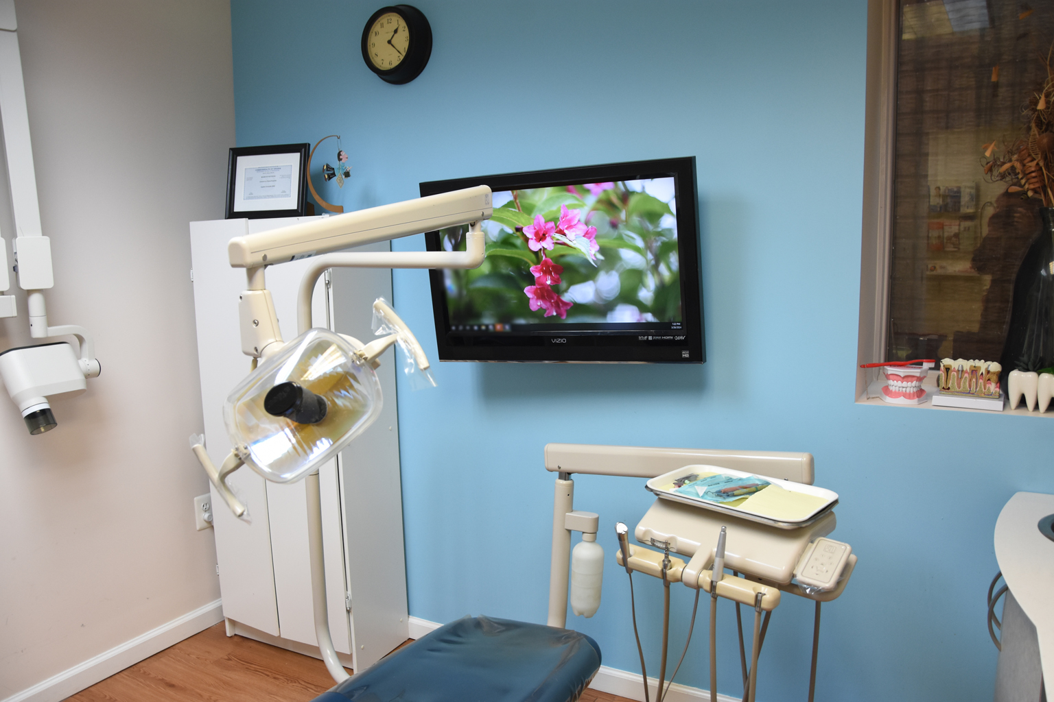 Loudoun Family & Cosmetic Dentistry dental room