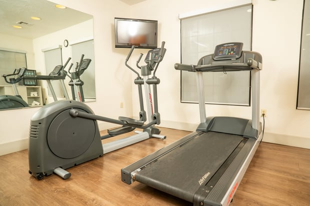 Images Holiday Inn Express & Suites Hesperia by IHG