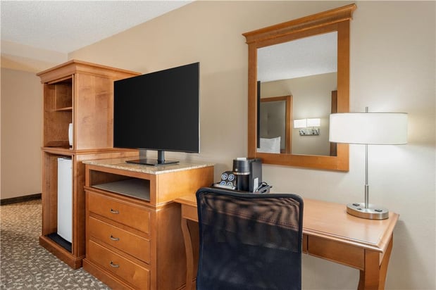 Images Best Western Plus Oak Harbor Hotel & Conference Center