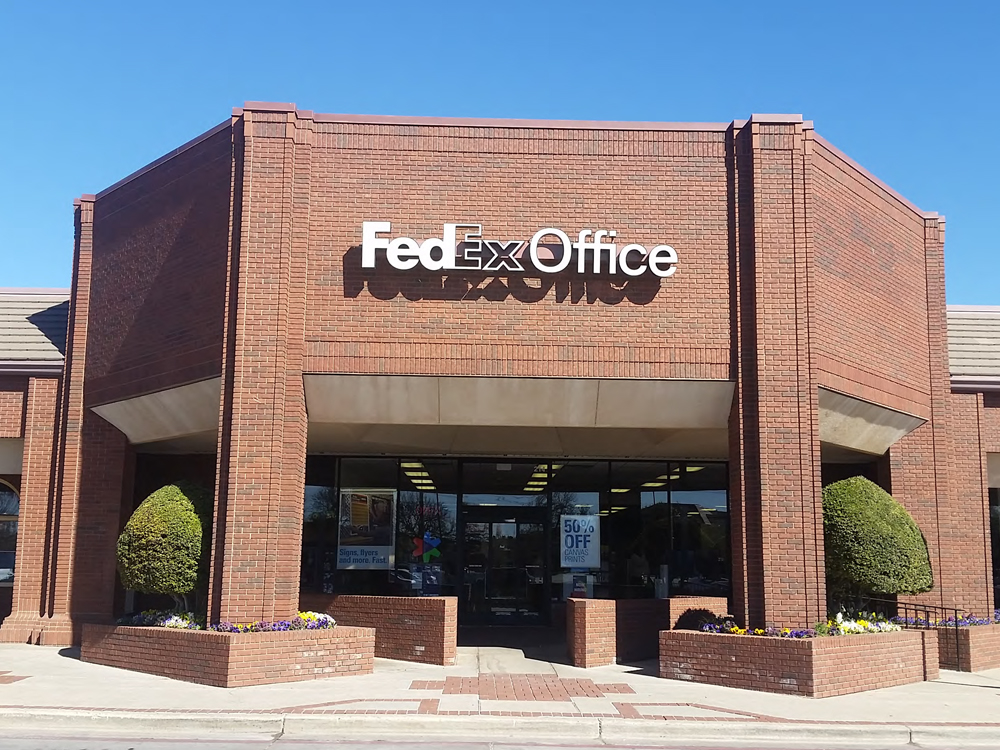 FedEx Office Print & Ship Center Photo