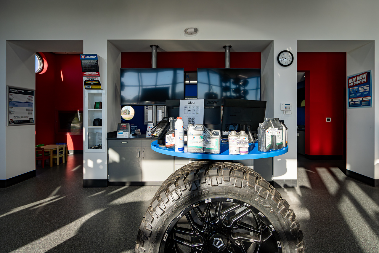 Tire Discounters Eastgate Batavia | Tires, Wheels, Services, Fluids, & more