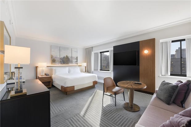 Images Capital Hilton