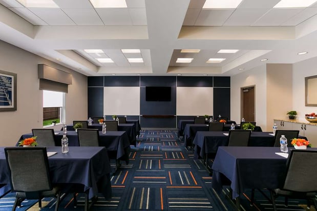 Images Hampton Inn & Suites Wilmington Christiana