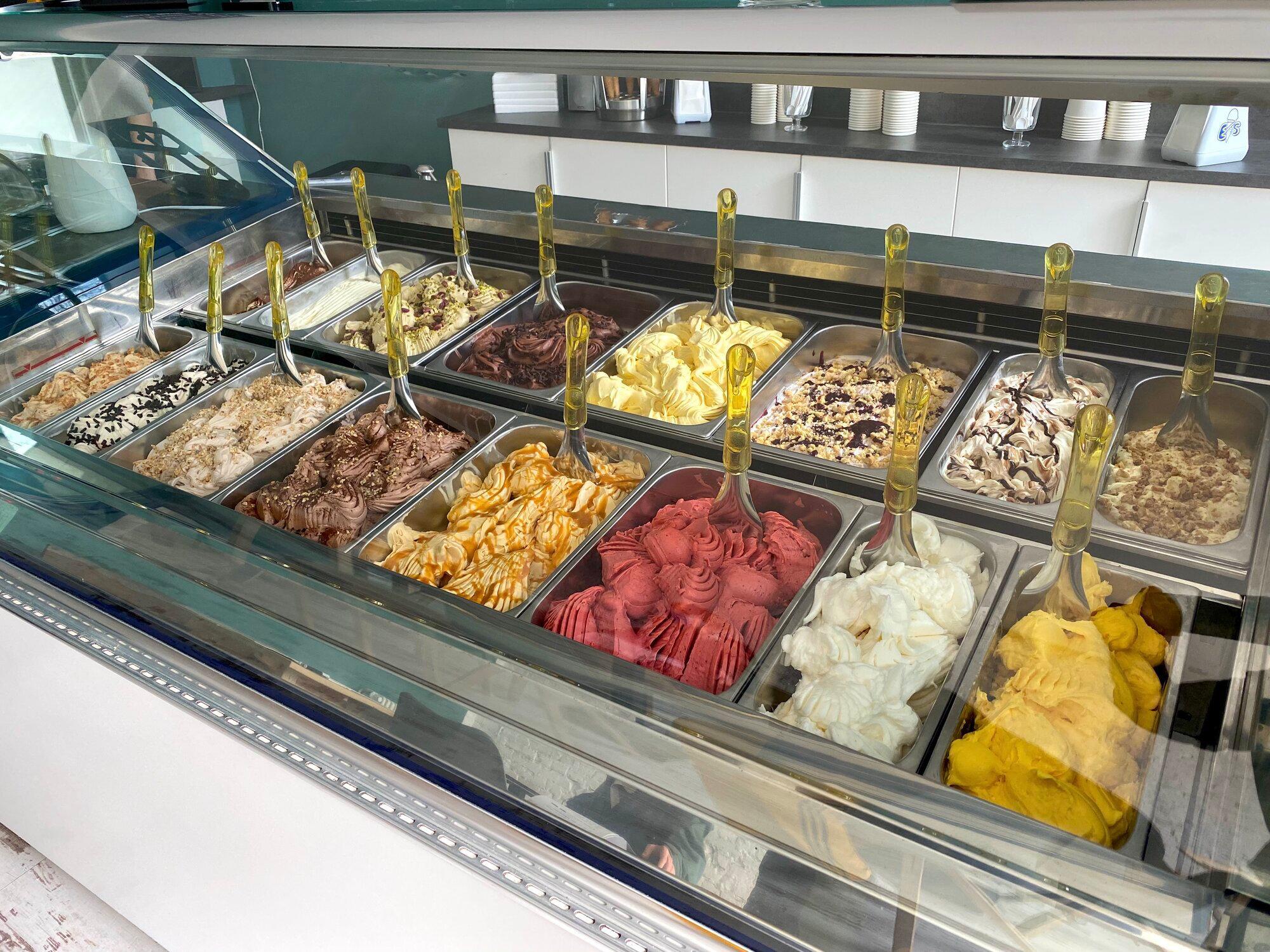 Peggy Bee - Eiscafé & italienische Bar, Weichselstraße 13 in Berlin