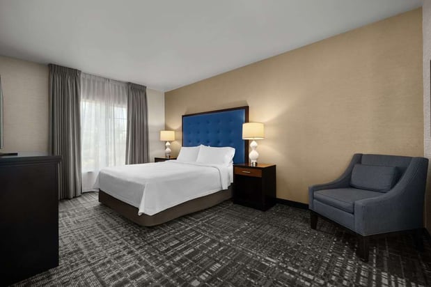 Images Homewood Suites by Hilton Bakersfield