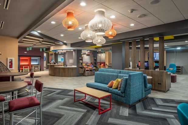 Images Tru by Hilton Dallas Market Center