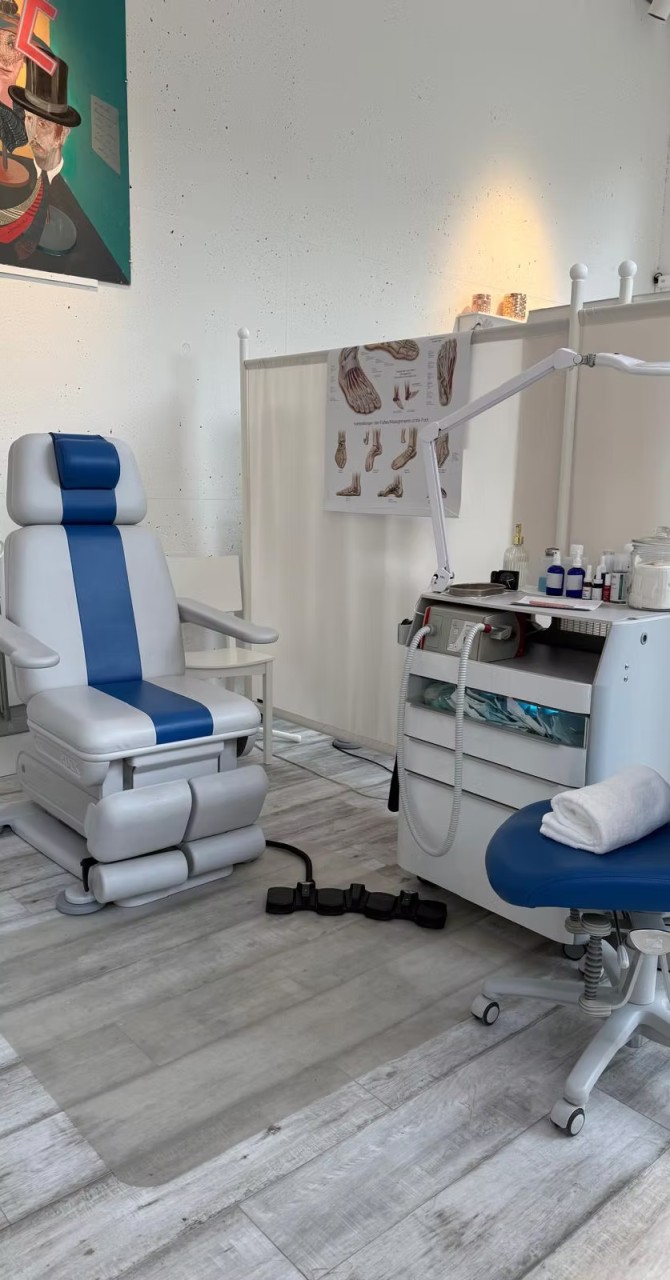 PodMed Jovana Djurkovic, Schiffbaustrasse 2c in Zürich