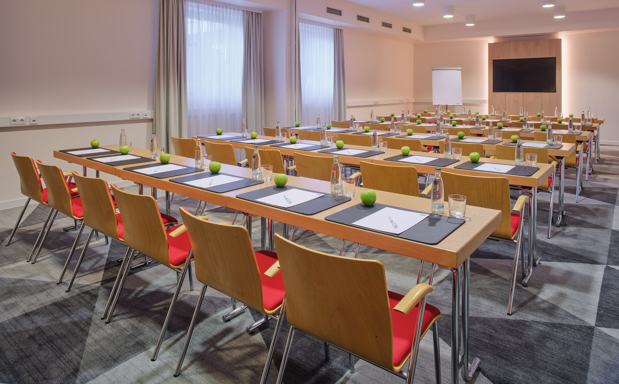 Bilder Holiday Inn Express Frankfurt Airport by IHG