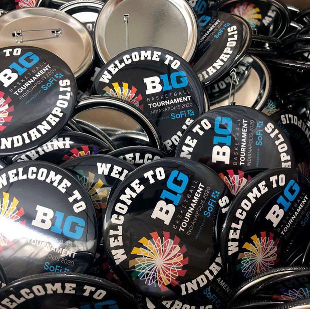 Images Wacky Buttons Inc.