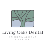 Living Oaks Dental Logo
