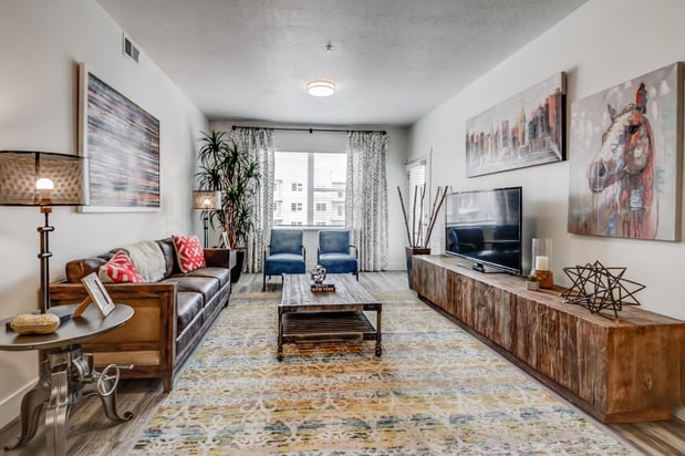 Images Parkway Lofts