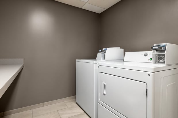 Images Holiday Inn Express & Suites Hagerstown by IHG