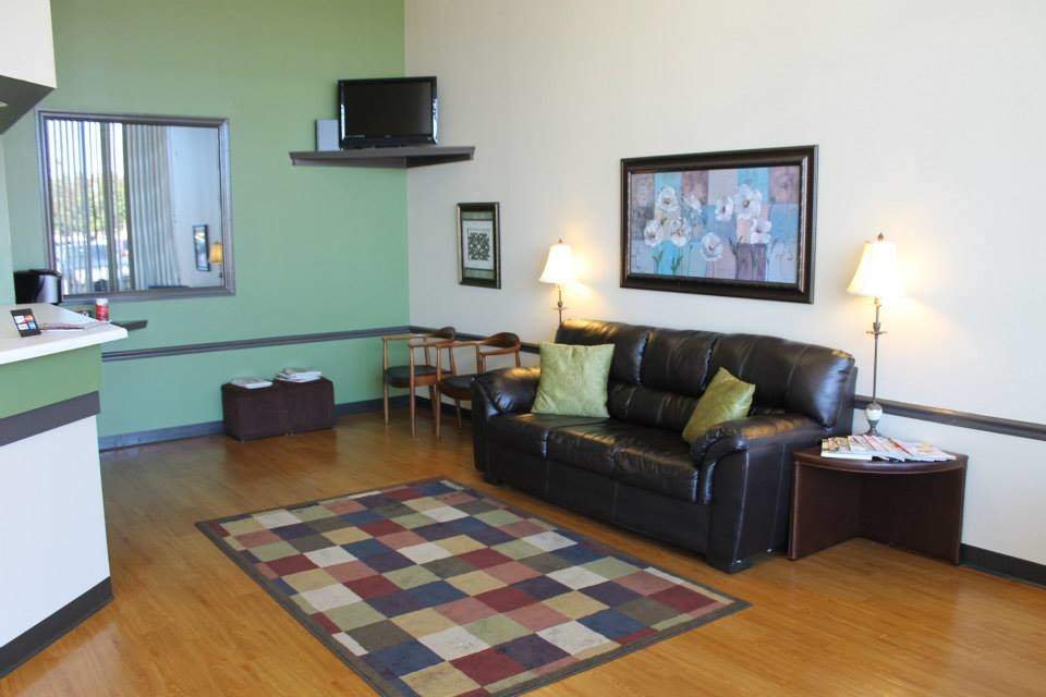 The waiting area of our office. Rivergate Village Dental Madison (615)865-6000