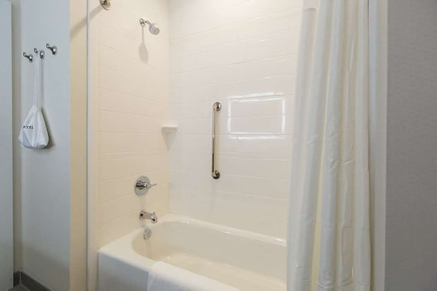 Images Hampton Inn Mustang