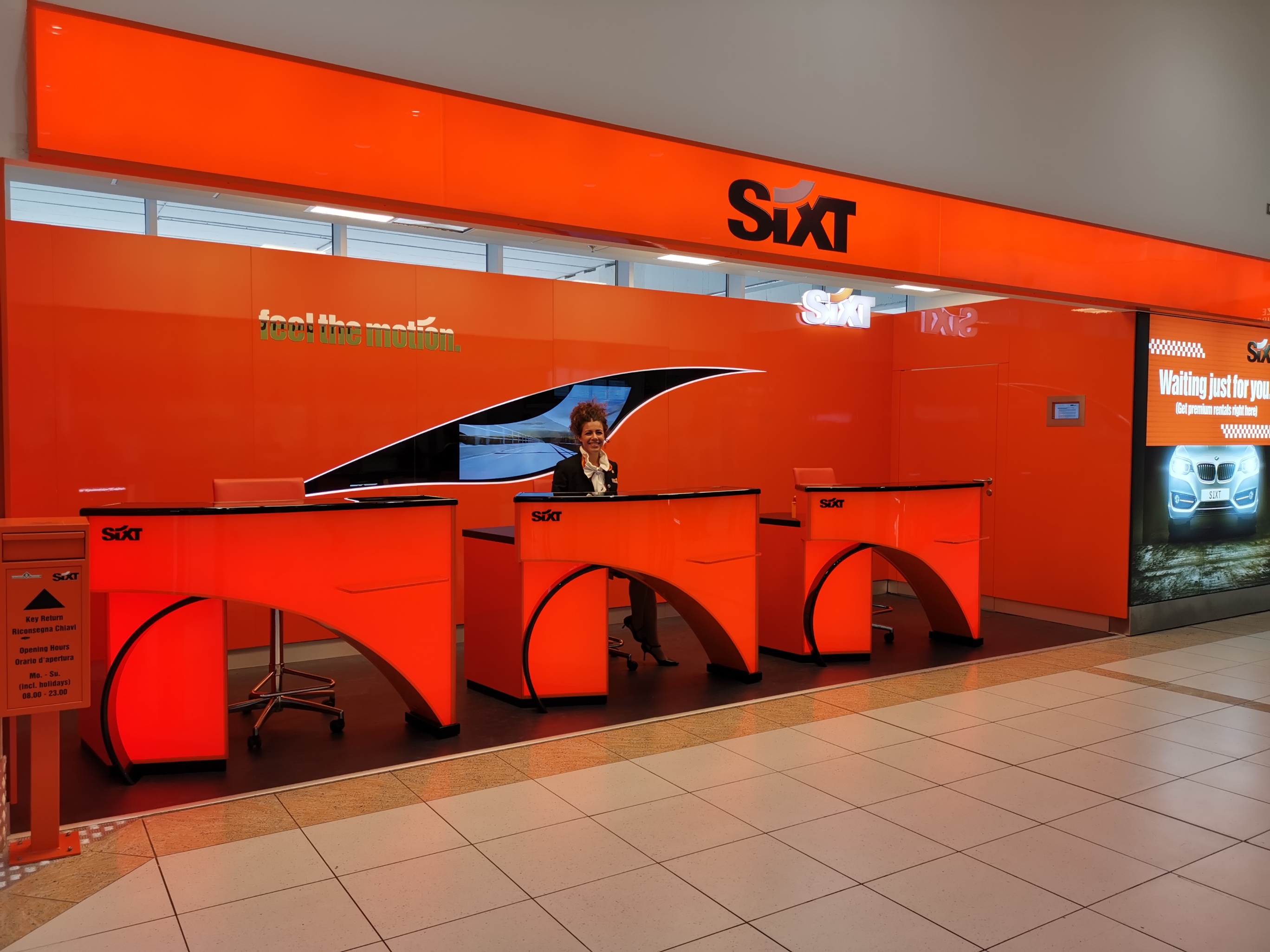 Images Sixt Autonoleggio e furgoni Bari Aeroporto