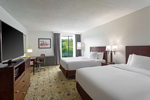 Images DoubleTree by Hilton Washington Meadow Lands Casino Area