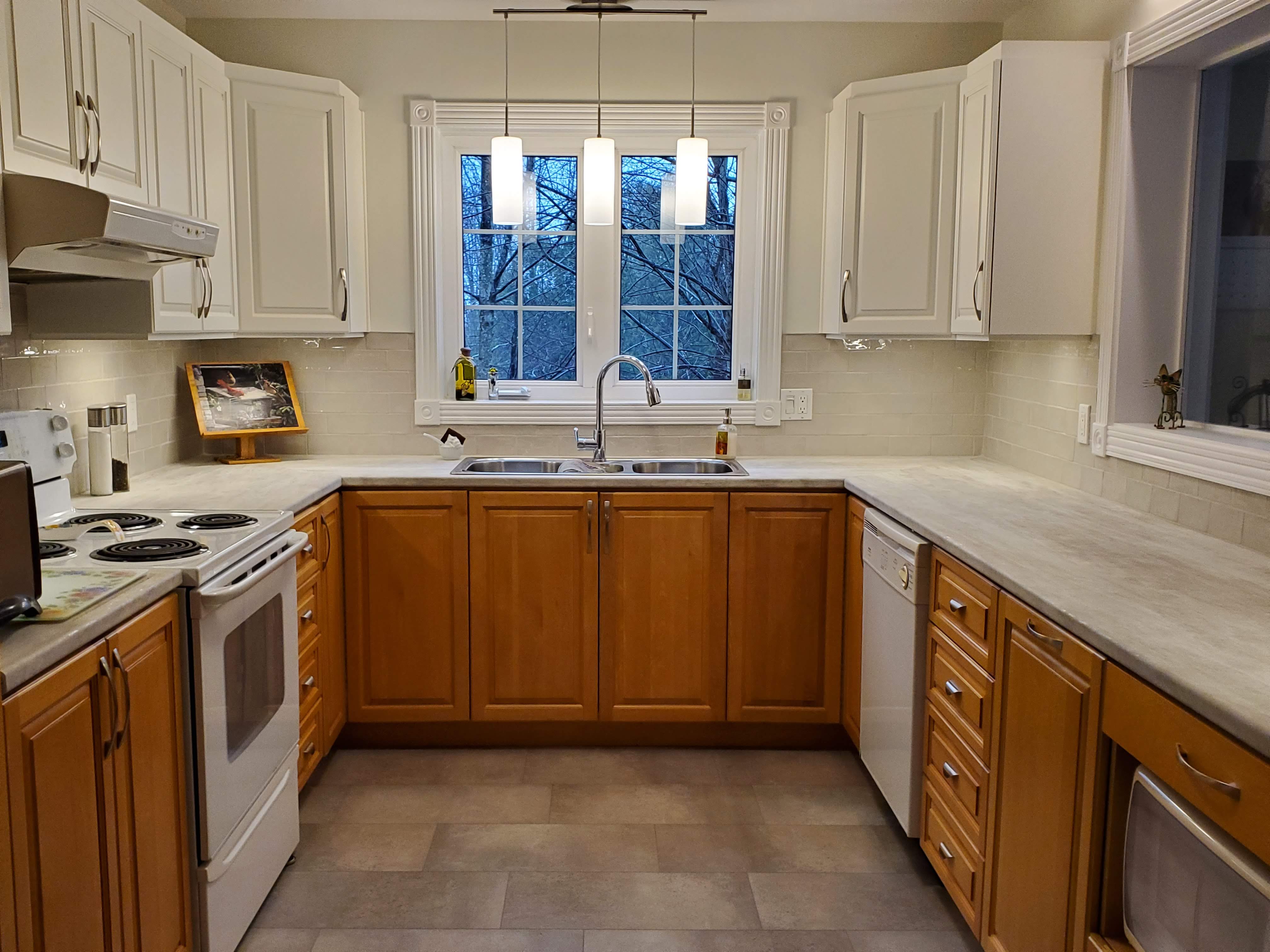 Images Finition Jaro | Spécialiste en relooking et rénovation de cuisines | Estrie