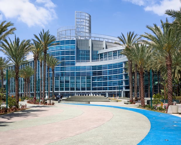 Images Holiday Inn & Suites Anaheim (1 Blk/Disneyland®) by IHG