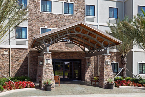 Images Staybridge Suites Lafayette-Airport by IHG