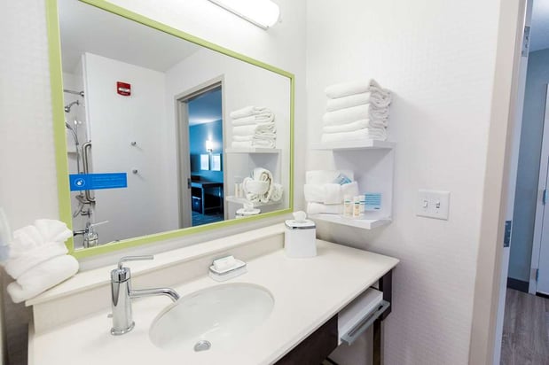Images Hampton Inn Bismarck North