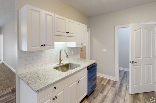 Images The Grand Reserve at Madison Apartments