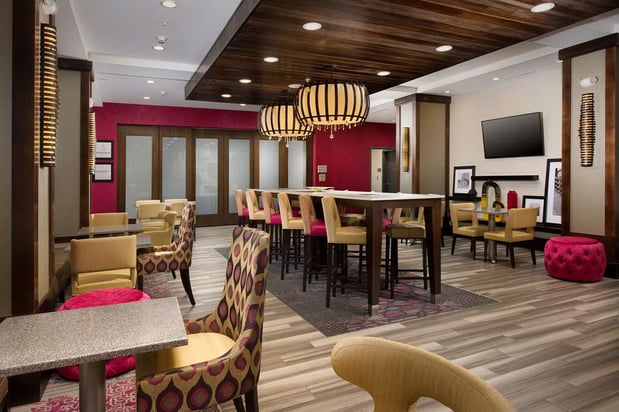 Images Hampton Inn Louisville East/Hurstbourne
