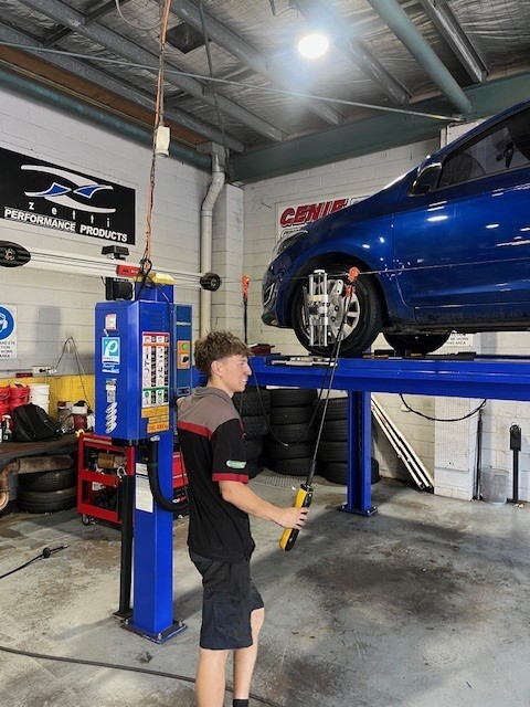 Images Bridgestone Select Tyre & Auto Nambour