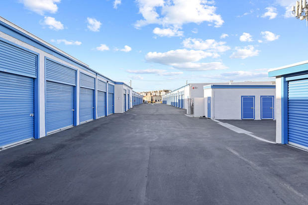 Images US Storage Centers