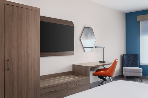 Images Holiday Inn Express & Suites Buford - Mall of Georgia by IHG