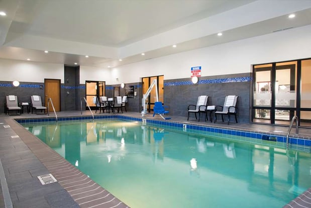 Images Hampton Inn Kalamazoo