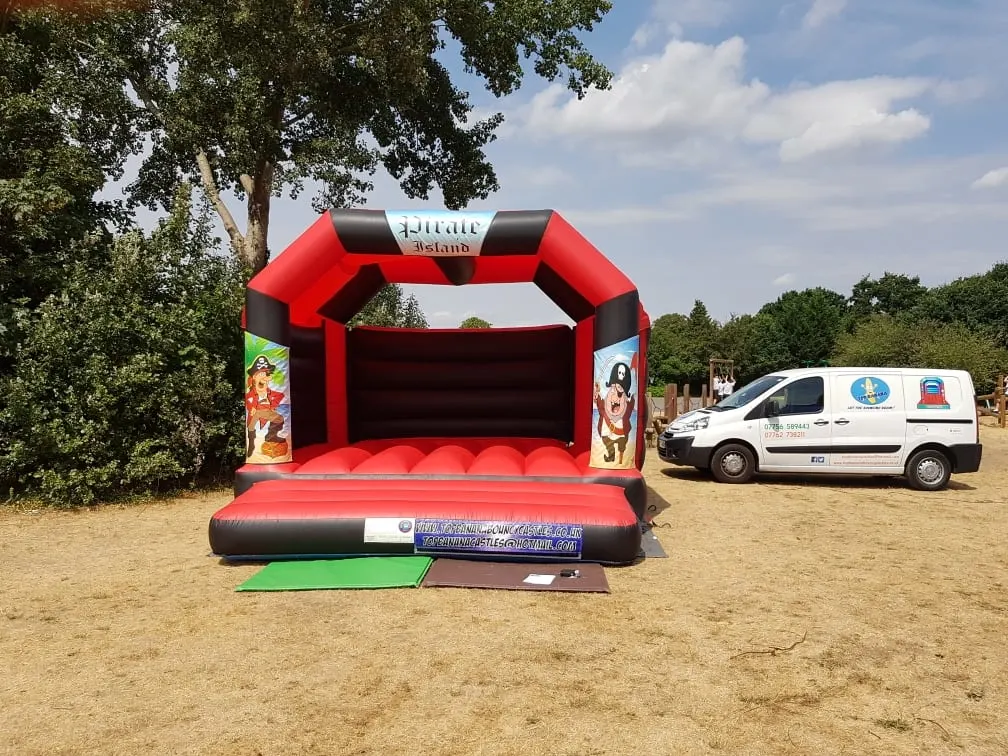 Images Top Banana Bouncy Castles