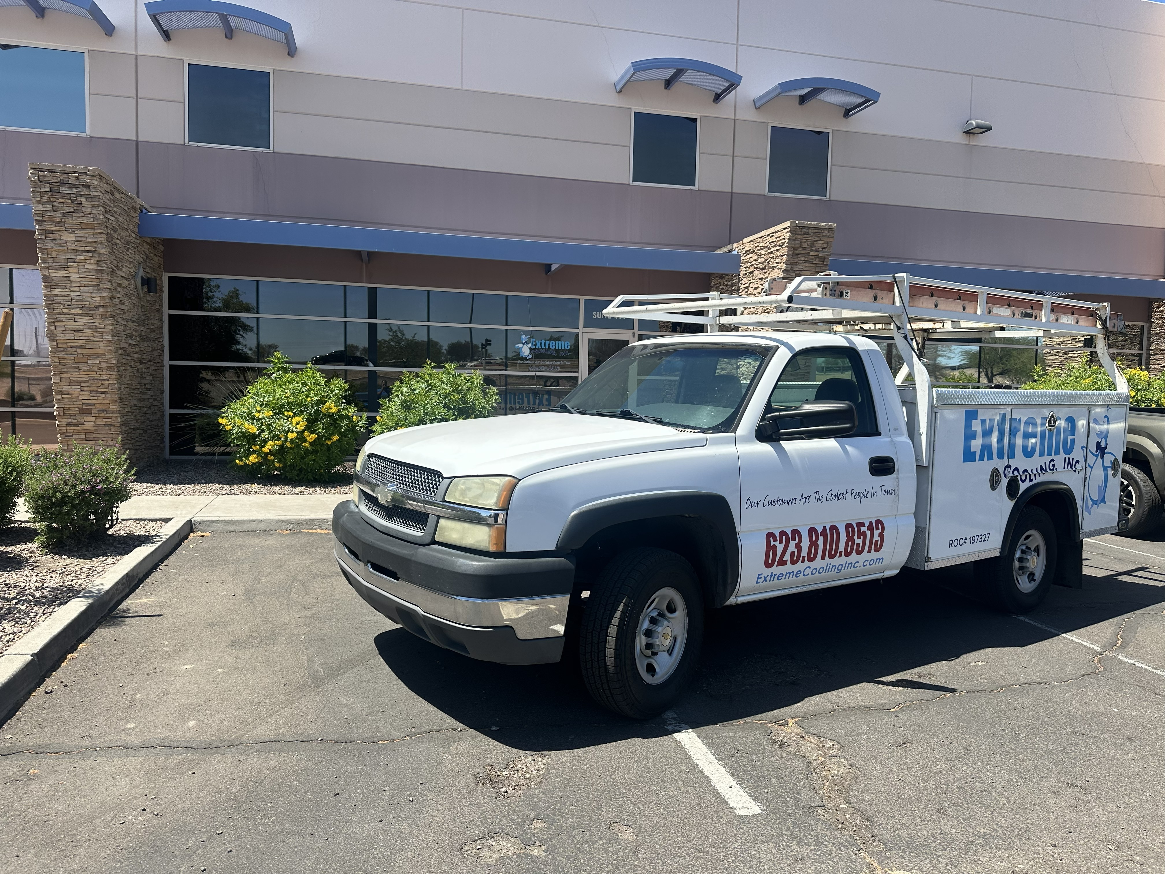 Homeowners and businesses love working with an honest, dependable air conditioning contractor with high integrity. Give us a call to experience Extreme Cooling Inc. for yourself!