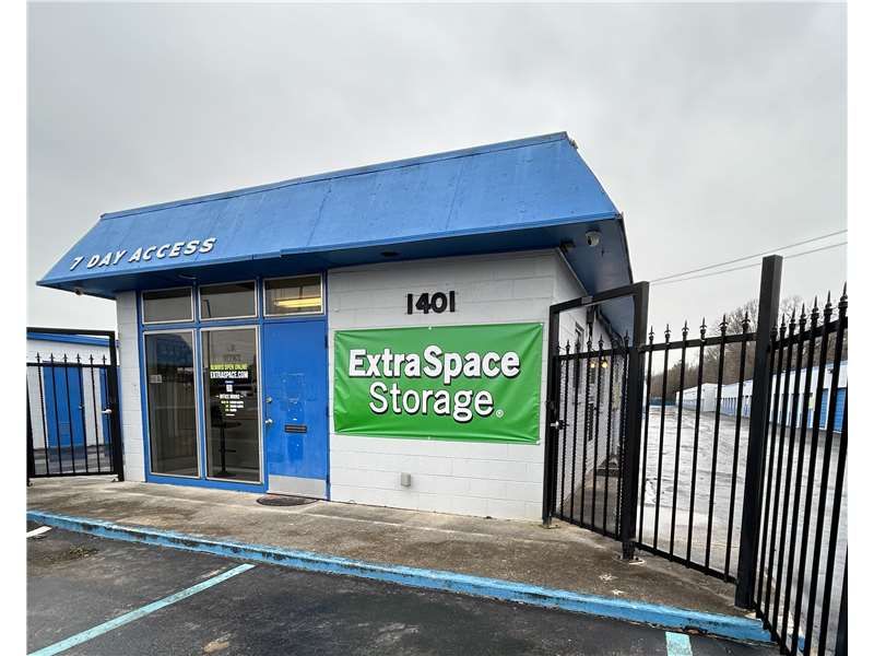 Beauty Image - Extra Space Storage at 1401 Jordan Ln NW, Huntsville, AL 35816