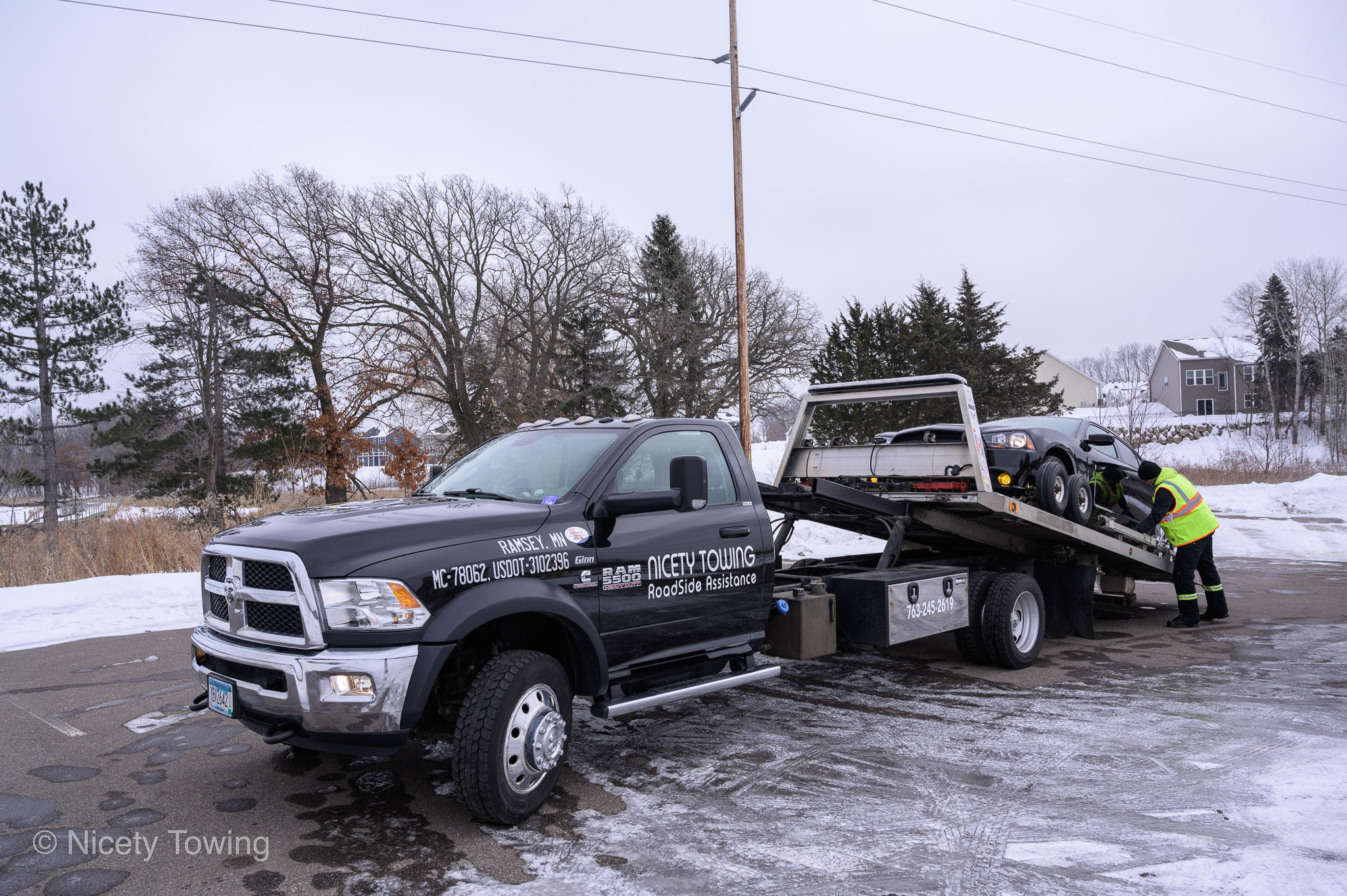 Nicety Towing Photo