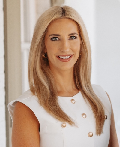 Images Deirdre C Dore - Financial Advisor, Ameriprise Financial Services, LLC