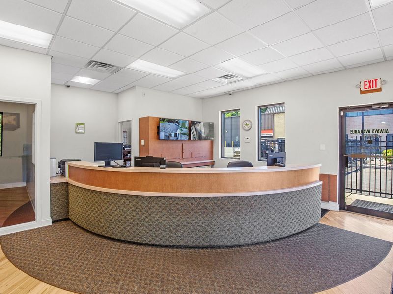 Images Extra Space Storage