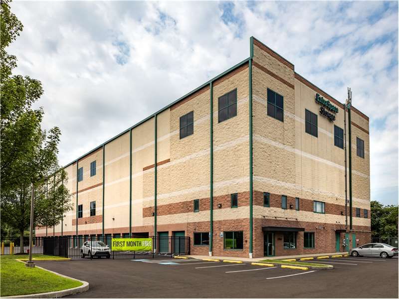 Alternate Beauty Image - Extra Space Storage at 72 N York Rd, Willow Grove, PA 19090