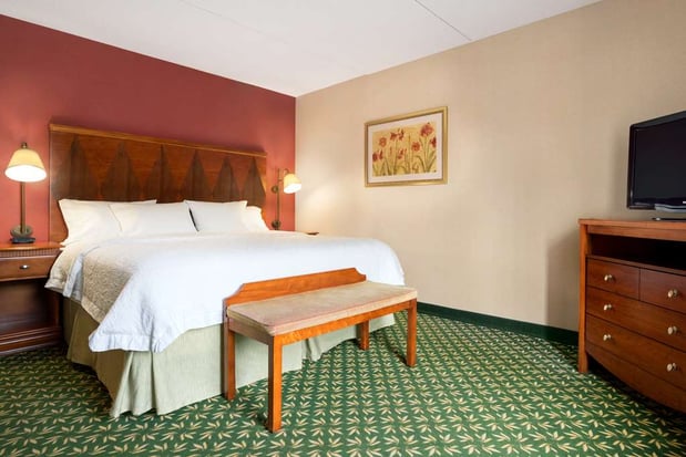 Images Hampton Inn & Suites Williamsburg-Central