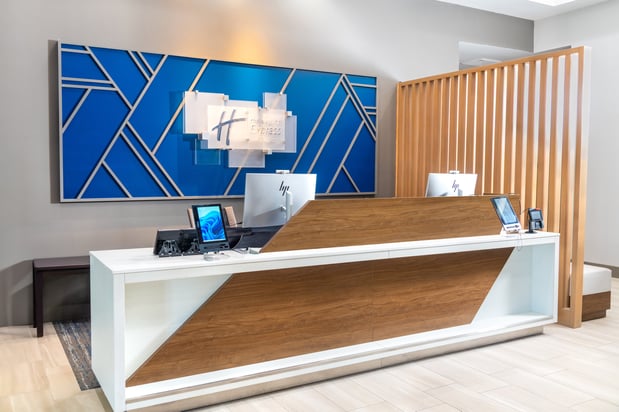 Images Holiday Inn Express & Suites Pittsburgh-South Side by IHG