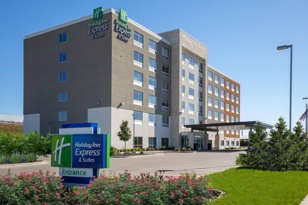 Images Holiday Inn Express & Suites Beloit by IHG