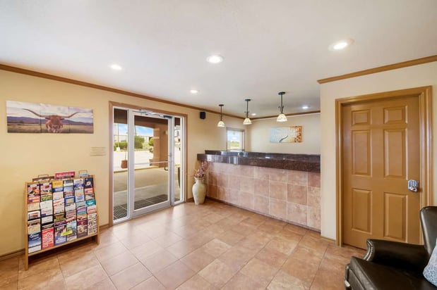 Images SureStay by Best Western Rockdale