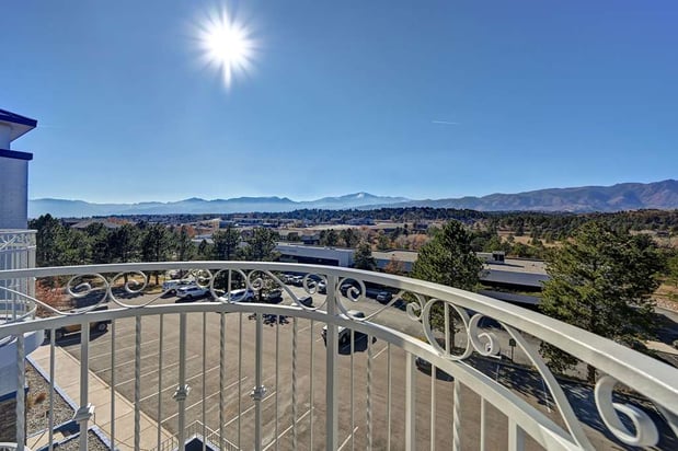 Images Embassy Suites by Hilton Colorado Springs