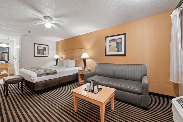 Images Best Western Plus Executive Inn & Suites