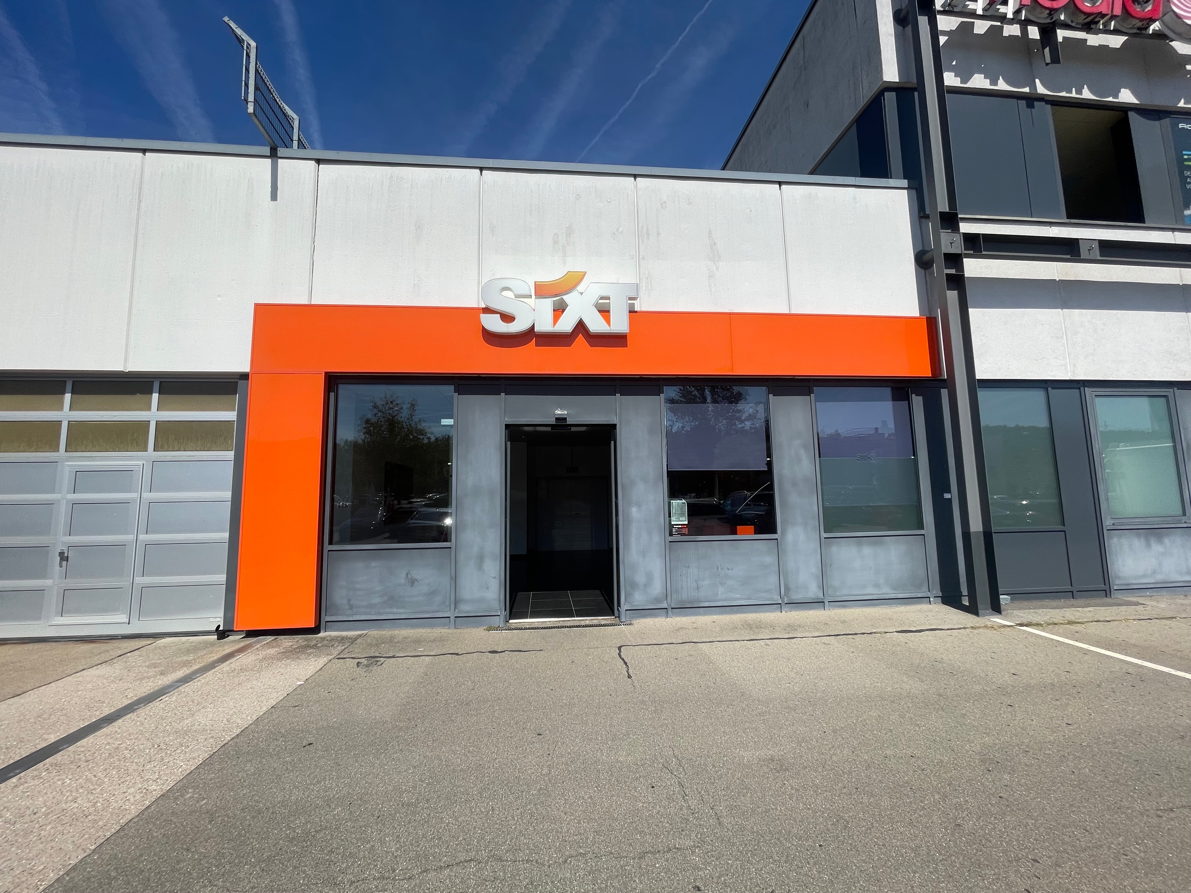 SIXT Autovermietung Sindelfingen, Tilsiter Str. 15(Breuninger.) in Sindelfingen
