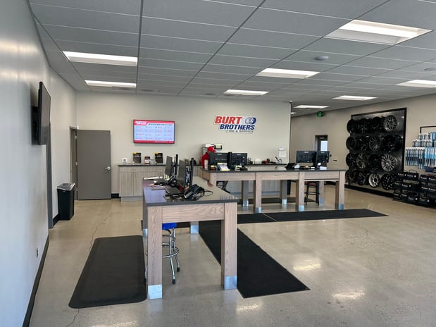 Images Burt Brothers Tire & Service