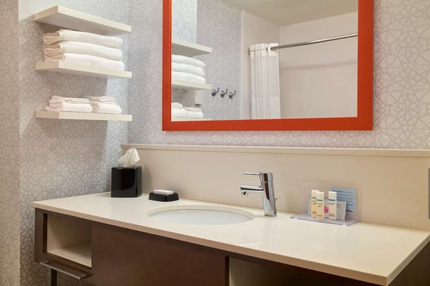 Images Hampton Inn & Suites Providence/Smithfield