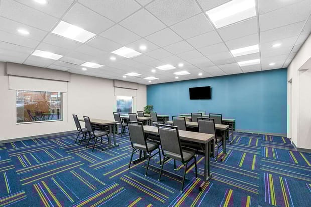 Images Hampton Inn & Suites Charlotte-Airport