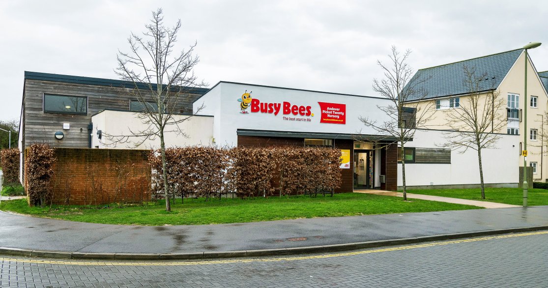 Images Busy Bees Picket Twenty